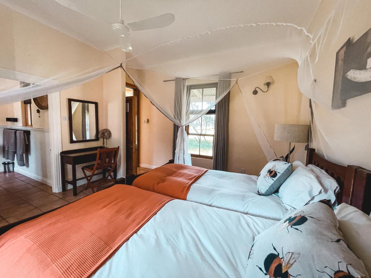 Ngangane Lodge & Reserve フランシスタウン エクステリア 写真