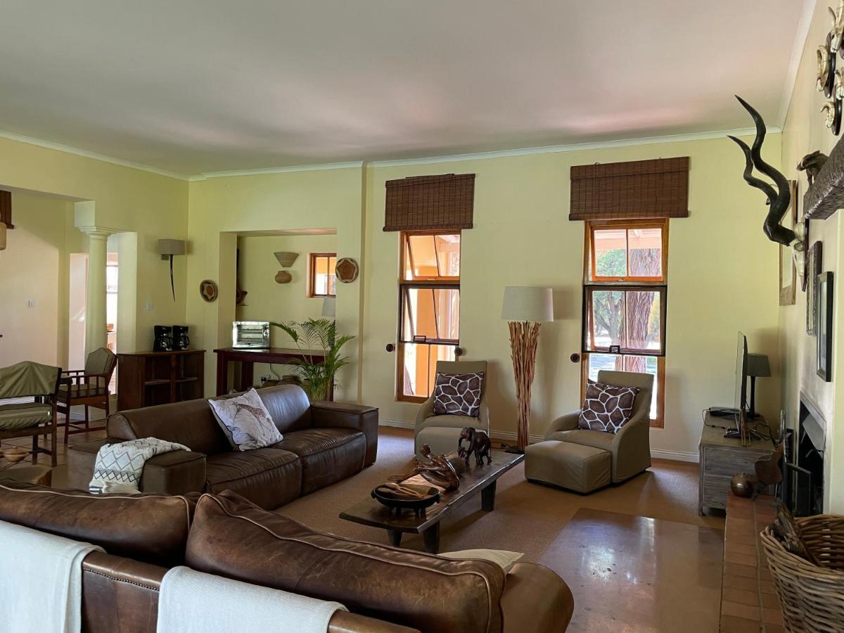 Ngangane Lodge & Reserve フランシスタウン エクステリア 写真