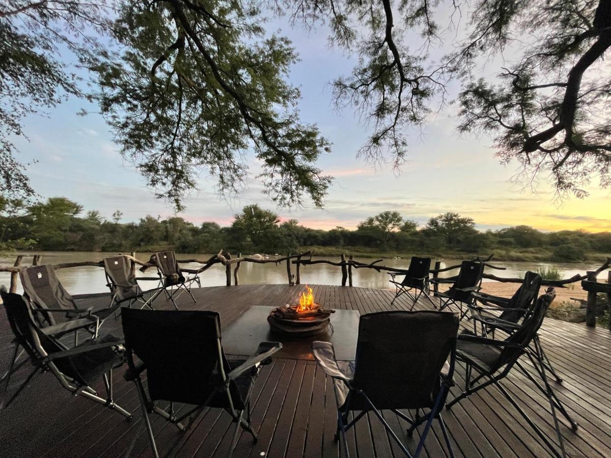 Ngangane Lodge & Reserve フランシスタウン エクステリア 写真